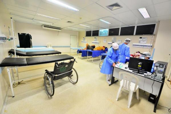 Hospital 28 de Agosto retoma rotina de visitas a pacientes em Manaus Hospital 28 de Agosto retoma rotina de visitas a pacientes em Manaus
