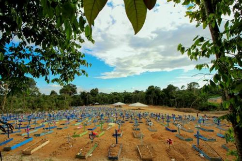 Sepultamentos em junho voltam ao patamar de antes da pandemia, em Manaus Sepultamentos em junho voltam ao patamar de antes da pandemia, em Manaus