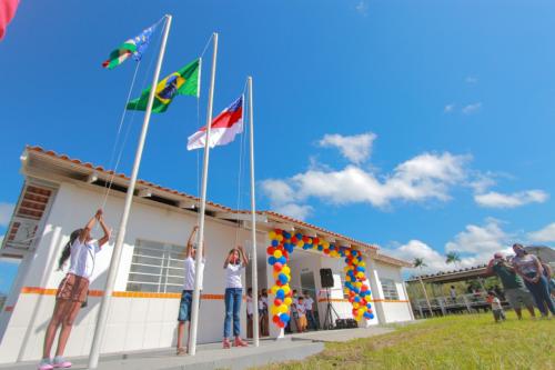 Prefeitura de Parintins inaugura escolas nas comunidades rurais Irmãos Coragem e São João da Nova Esperança Prefeitura de Parintins inaugura escolas nas comunidades rurais Irmãos Coragem e São João da Nova Esperança