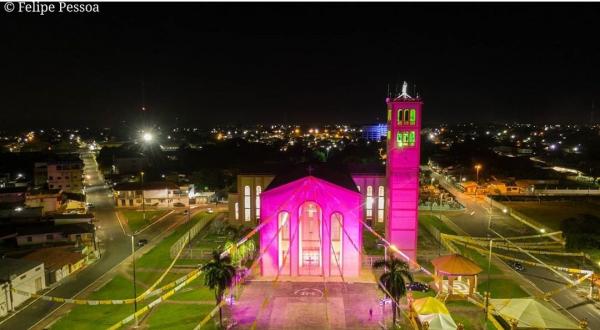 Nos 60 anos da Catedral, Parintins festeja Nossa Senhora do Carmo com missas virtuais Nos 60 anos da Catedral, Parintins festeja Nossa Senhora do Carmo com missas virtuais
