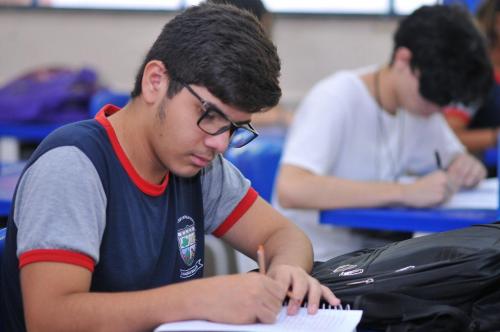 Rede estadual do AM segue com atendimento de matrículas para novos alunos até o dia 16 de julho Rede estadual do AM segue com atendimento de matrículas para novos alunos até o dia 16 de julho