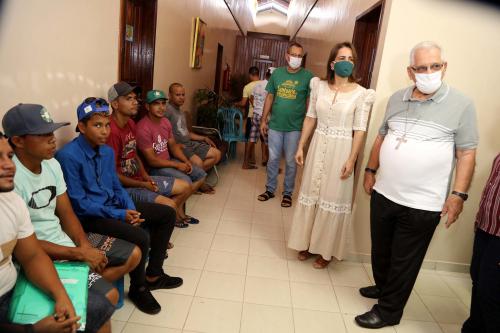 Prefeitura de Manaus realiza ação social na Fazenda da Esperança Prefeitura de Manaus realiza ação social na Fazenda da Esperança