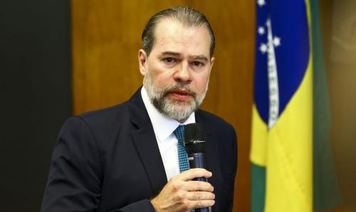 Toffoli é internado em Brasília com pneumonite Toffoli é internado em Brasília com pneumonite
