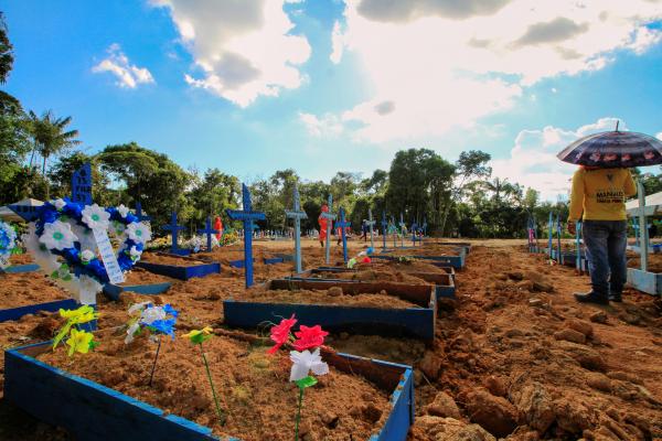 Mortes de abril elevam dados gerais de óbitos por Covid-19, no Amazonas Mortes de abril elevam dados gerais de óbitos por Covid-19, no Amazonas