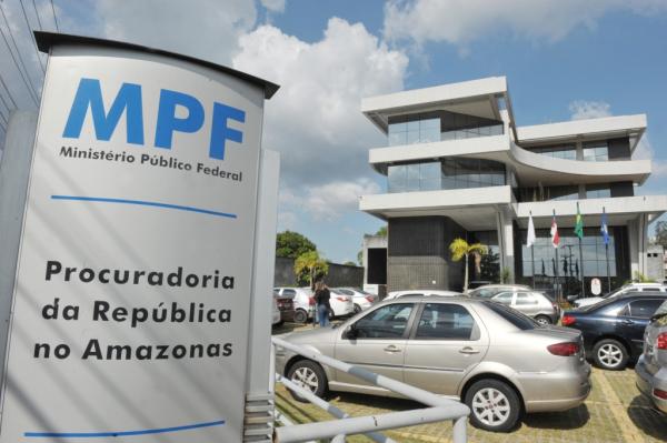 MPF denuncia médico que falsificou laudos para cumprir cota de deficientes, em Manaus MPF denuncia médico que falsificou laudos para cumprir cota de deficientes, em Manaus
