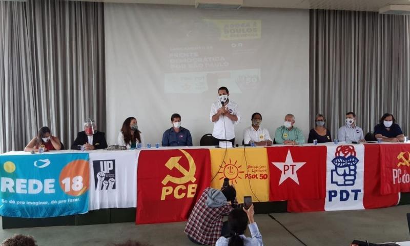 Lula e Ciro Gomes apoiam Boulos contra Covas, em São Paulo Lula e Ciro Gomes apoiam Boulos contra Covas, em São Paulo