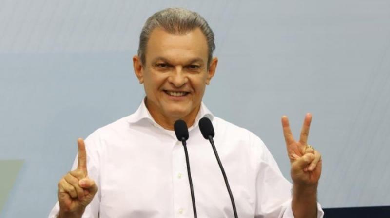 José Sarto, do PDT, é eleito prefeito de Fortaleza José Sarto, do PDT, é eleito prefeito de Fortaleza