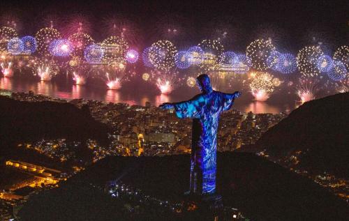 Rio cancela oficialmente festa do réveillon 2021 Rio cancela oficialmente festa do réveillon 2021