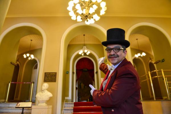 Teatro Amazonas comemora 124 anos com lançamento de vídeo especial Teatro Amazonas comemora 124 anos com lançamento de vídeo especial