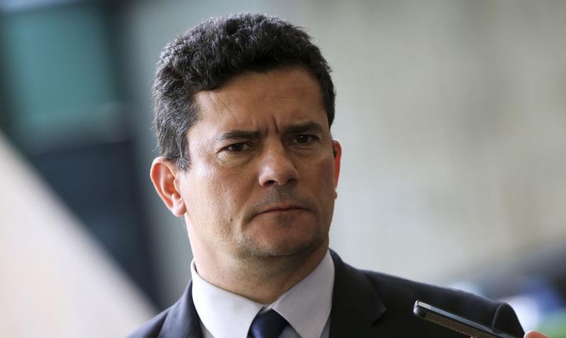 Moro busca trocar apoio em 2022 por cargo no Supremo Moro busca trocar apoio em 2022 por cargo no Supremo