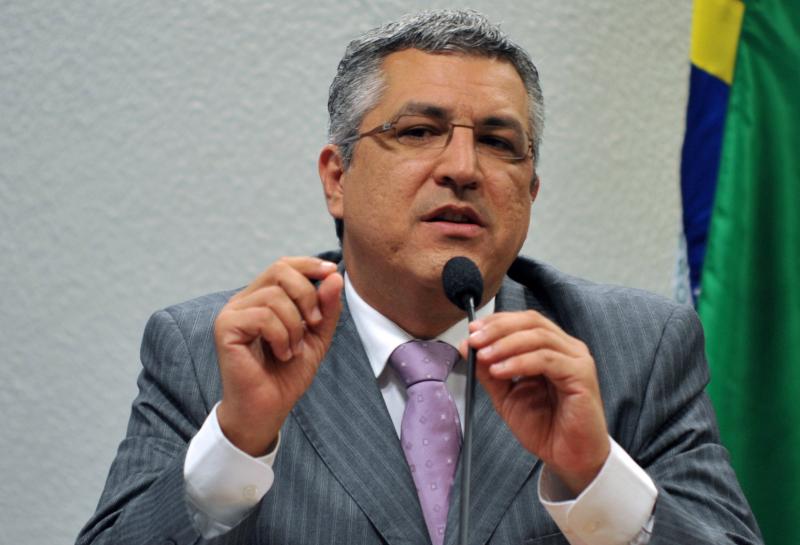 PT pede que STF obrigue governo abastecer Manaus com Oxigênio em 24h PT pede que STF obrigue governo abastecer Manaus com Oxigênio em 24h
