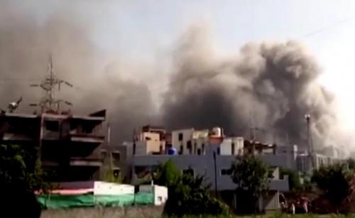 Incêndio atinge maior fabricante mundial de vacinas, na Índia Incêndio atinge maior fabricante mundial de vacinas, na Índia