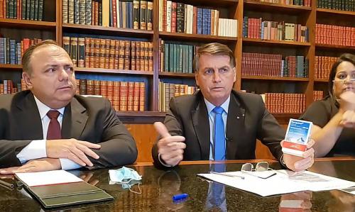 Aborto, AVC e até morte: infectologista alerta para possíveis complicações do ‘tratamento precoce’ Aborto, AVC e até morte: infectologista alerta para possíveis complicações do ‘tratamento precoce’