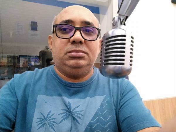 Jornalista roraimense lança livro sobre podcasts Jornalista roraimense lança livro sobre podcasts