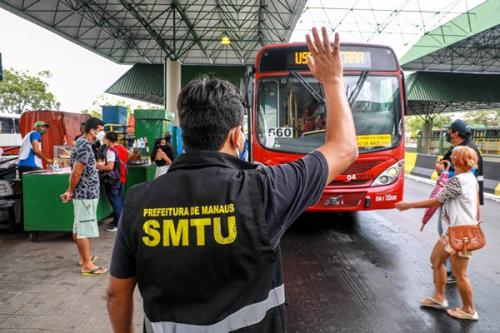 Manaus volta a operar com 100% da frota de ônibus Manaus volta a operar com 100% da frota de ônibus
