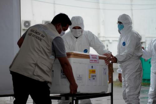 Ministério da Saúde assina contrato com Butantan para comprar mais 54 milhões de doses da CoronaVac Ministério da Saúde assina contrato com Butantan para comprar mais 54 milhões de doses da CoronaVac