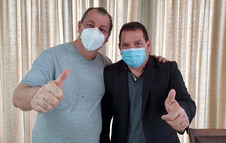 Prefeito de Atalaia do Norte articula emenda de R$ 10 milhões para nova orla Prefeito de Atalaia do Norte articula emenda de R$ 10 milhões para nova orla