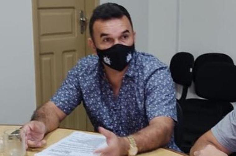 Vereador Erlon Rocha propõe vacinação de coveiros contra a Covid, em Santarém Vereador Erlon Rocha propõe vacinação de coveiros contra a Covid, em Santarém