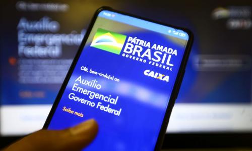 Caixa paga auxílio emergencial a nascidos em julho Caixa paga auxílio emergencial a nascidos em julho