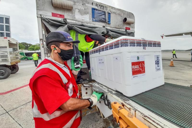 Pará recebe 220.750 doses de vacinas, com primeiro lote da Pfizer