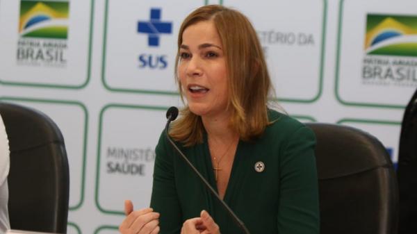 Secretária de Pazuello e Queiroga confessa ao MP que ida a Manaus foi para difundir cloroquina Secretária de Pazuello e Queiroga confessa ao MP que ida a Manaus foi para difundir cloroquina