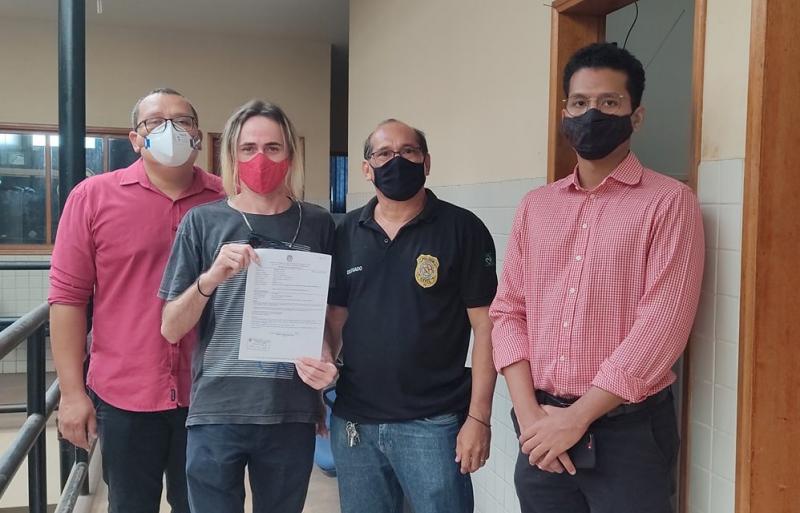 Vereador Biga Kalahare aciona Polícia após ataques homofóbicos na internet Vereador Biga Kalahare aciona Polícia após ataques homofóbicos na internet