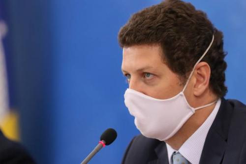 STF autoriza abertura de inquérito contra Salles por suspeita de favorecer madeireiros STF autoriza abertura de inquérito contra Salles por suspeita de favorecer madeireiros