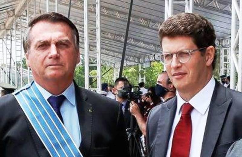 Alerta de prova ‘bomba’ no STF fez Bolsonaro demitir Salles Alerta de prova ‘bomba’ no STF fez Bolsonaro demitir Salles