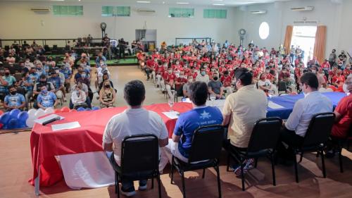 Prefeitura, Governo do AM e Maná Produções entregam 1 mil tickets alimentação a artistas de Parintins Prefeitura, Governo do AM e Maná Produções entregam 1 mil tickets alimentação a artistas de Parintins