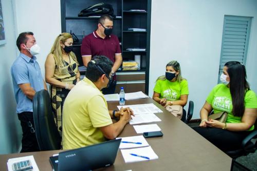 Universidade da Terceira Idade será implantada em Parintins, final do mês Universidade da Terceira Idade será implantada em Parintins, final do mês