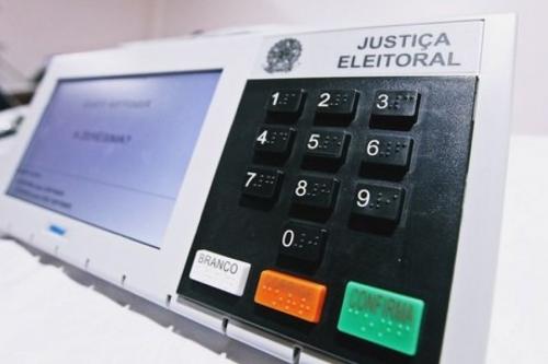 Aprovada volta das coligações, ‘distritão’ e fim do segundo turno Aprovada volta das coligações, ‘distritão’ e fim do segundo turno