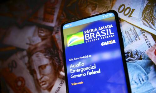 Caixa paga hoje (28) auxílio emergencial a nascidos em setembro e outubro Caixa paga hoje (28) auxílio emergencial a nascidos em setembro e outubro