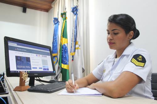 Marinha divulga editais de concursos públicos para todo o Brasil Marinha divulga editais de concursos públicos para todo o Brasil