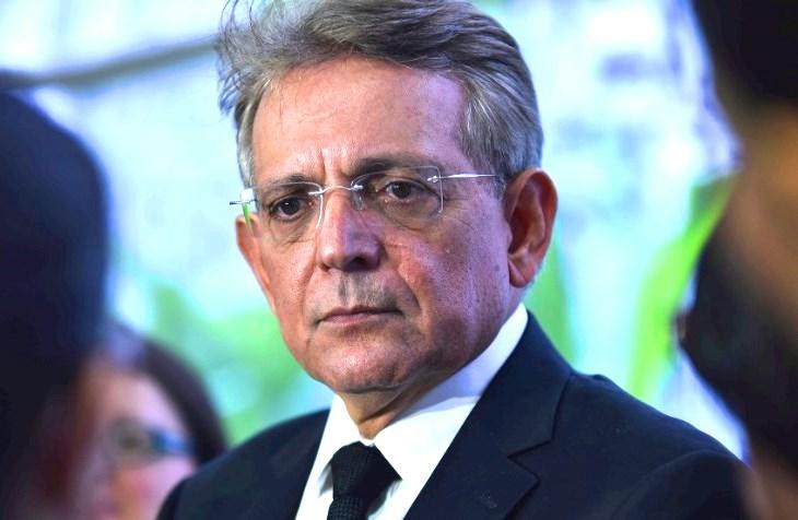 Pauderney confirma que vai assumir União Brasil no AM Pauderney confirma que vai assumir União Brasil no AM