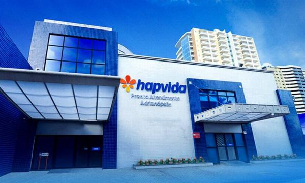 Médico da Hapvida relata que sofria ameaças de demissão para receitar 'kit covid' Médico da Hapvida relata que sofria ameaças de demissão para receitar 'kit covid'