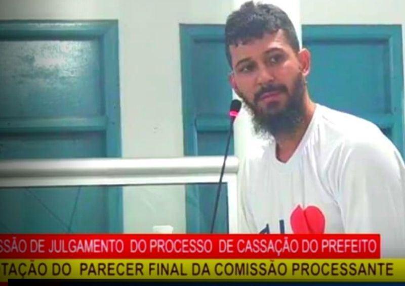 Por 10 votos a 2, Câmara de Oriximiná cassa mandato do prefeito Por 10 votos a 2, Câmara de Oriximiná cassa mandato do prefeito