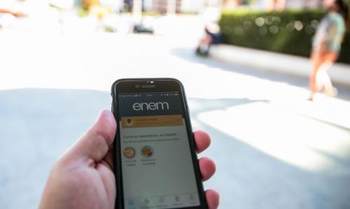 Enem começa a ser aplicado hoje (21) em 1,7 mil cidades Enem começa a ser aplicado hoje (21) em 1,7 mil cidades