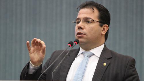 Wilker pede que MP apure os dados epidemiológicos da pandemia divulgados pelo Governo Wilker pede que MP apure os dados epidemiológicos da pandemia divulgados pelo Governo
