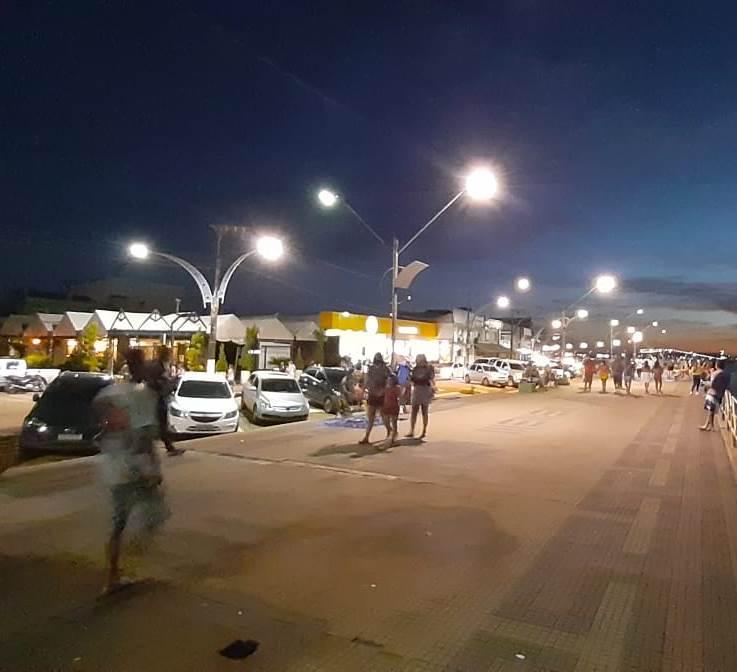 Sem fiscalização, bares e restaurantes da orla de Santarém não exigem comprovante de vacina Sem fiscalização, bares e restaurantes da orla de Santarém não exigem comprovante de vacina