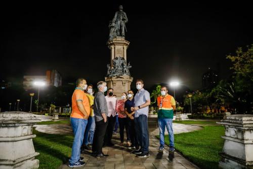 Prefeitura de Manaus elabora projeto de revitalização da 'praça da Saudade' Prefeitura de Manaus elabora projeto de revitalização da 'praça da Saudade'