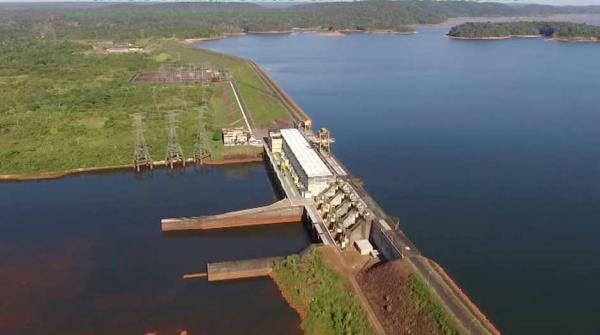 Justiça proíbe Eletronorte de abrir comportas da hidrelétrica de Balbina (AM) Justiça proíbe Eletronorte de abrir comportas da hidrelétrica de Balbina (AM)