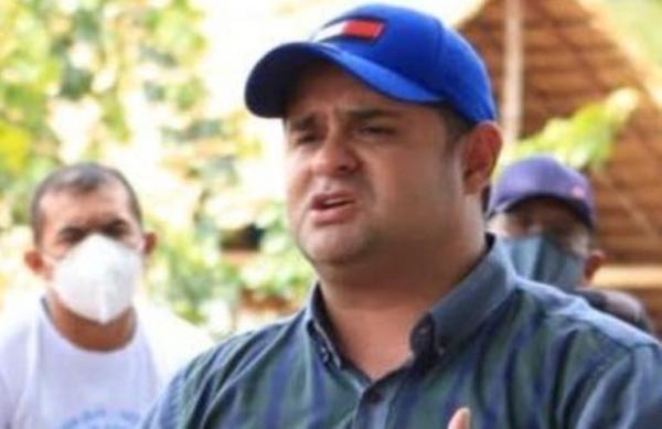 Prefeito de Barreirinha vai gastar R$ 9 milhões com combustível, em 1 ano Prefeito de Barreirinha vai gastar R$ 9 milhões com combustível, em 1 ano