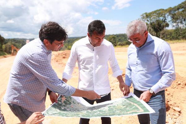 Wilson Lima acompanha retomada das obras dos anéis viários Sul e Leste Wilson Lima acompanha retomada das obras dos anéis viários Sul e Leste