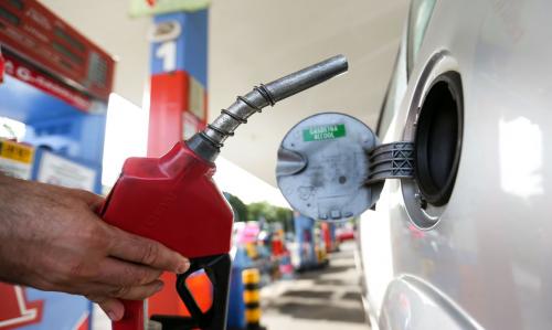 Preços da gasolina e diesel aumentam a partir deste sábado (18) Preços da gasolina e diesel aumentam a partir deste sábado (18)