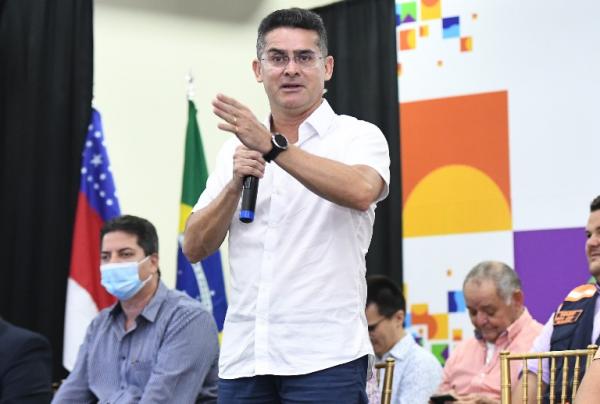 Prefeito anuncia orçamento de R$ 10,2 milhões para as escolas municipais Prefeito anuncia orçamento de R$ 10,2 milhões para as escolas municipais
