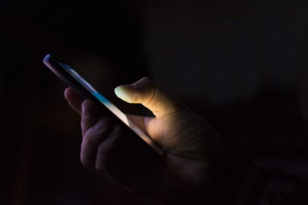 Exército compra sistema 'espião' de celulares e não esclarece os motivos Exército compra sistema 'espião' de celulares e não esclarece os motivos