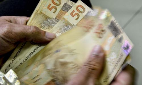 Auxílio Brasil de R$ 600 começa a ser pago nesta terça (9) Auxílio Brasil de R$ 600 começa a ser pago nesta terça (9)