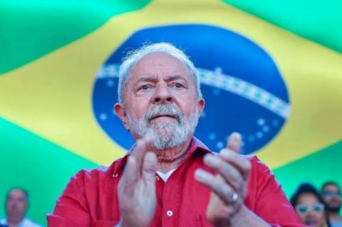 Lula vai ampliar diálogo com o centro e direita para criar clima de Diretas Já contra Bolsonaro Lula vai ampliar diálogo com o centro e direita para criar clima de Diretas Já contra Bolsonaro