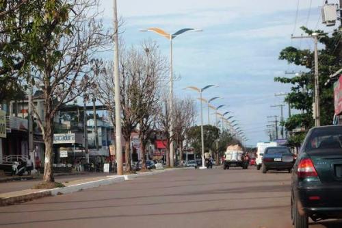 Em Iranduba, jambeiros da Avenida Amazonas serão substituídos por 'pau pretinho' Em Iranduba, jambeiros da Avenida Amazonas serão substituídos por 'pau pretinho'