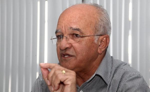 Melo é cassado e AM terá novas eleições; presidente da ALE/AM assume governo Melo é cassado e AM terá novas eleições; presidente da ALE/AM assume governo